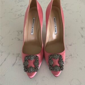 Manolo Blahnik Hangisi Satin Crystal-Toe Pump